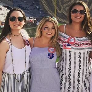 Meet your Posher, Jenna beth